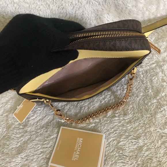 Michael Kors Jet Set Crossbody & Coin Pouch ID Set - Picture 6 of 10